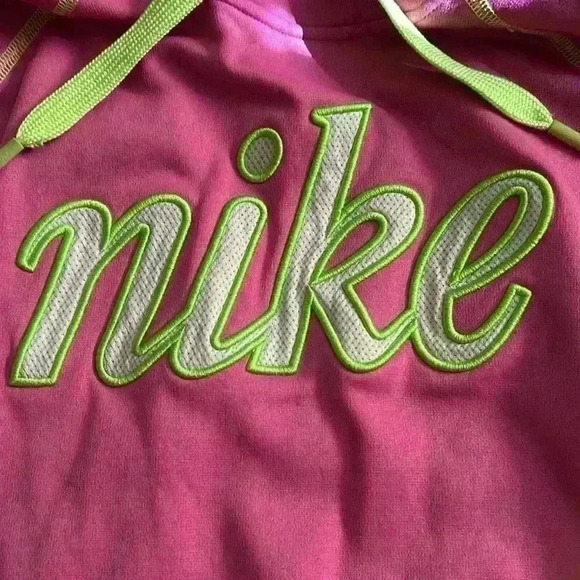 Nike Pink and Neon Green Size Large Therma Fit Hoodies Thumb Holes - Picture 4 of 6